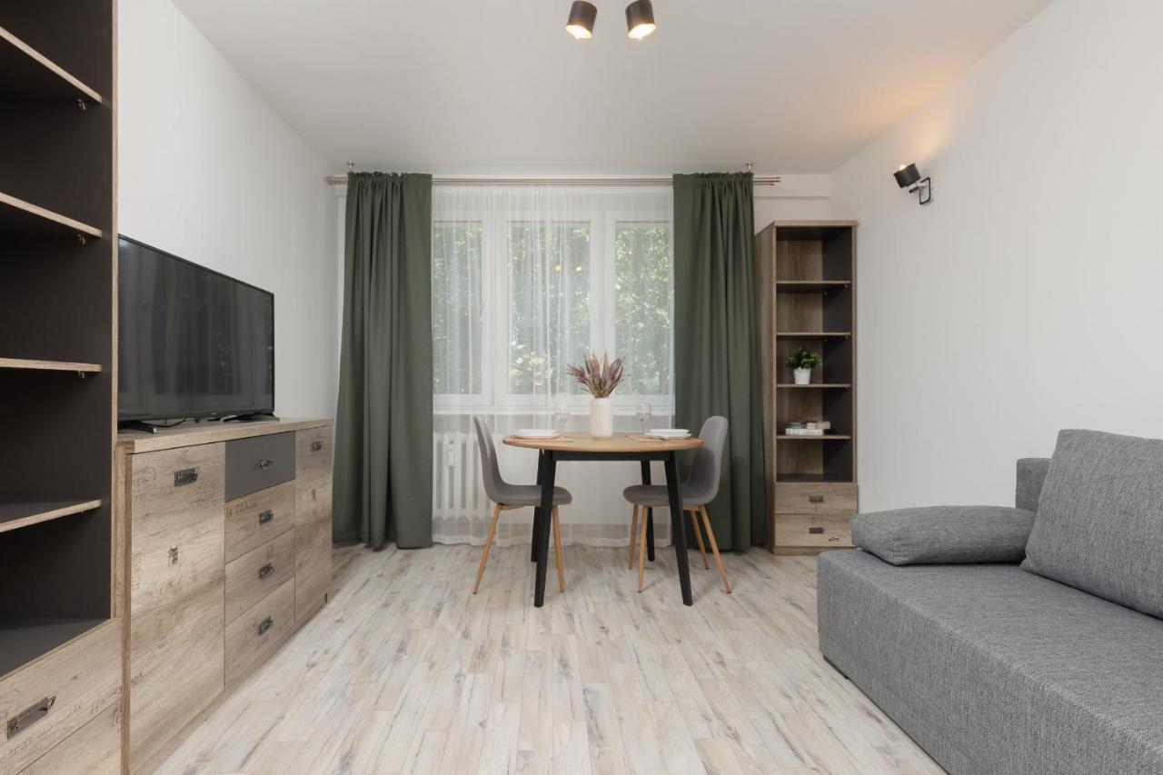 Studio Wlochy 1 Sierpnia By Renters Appartement *